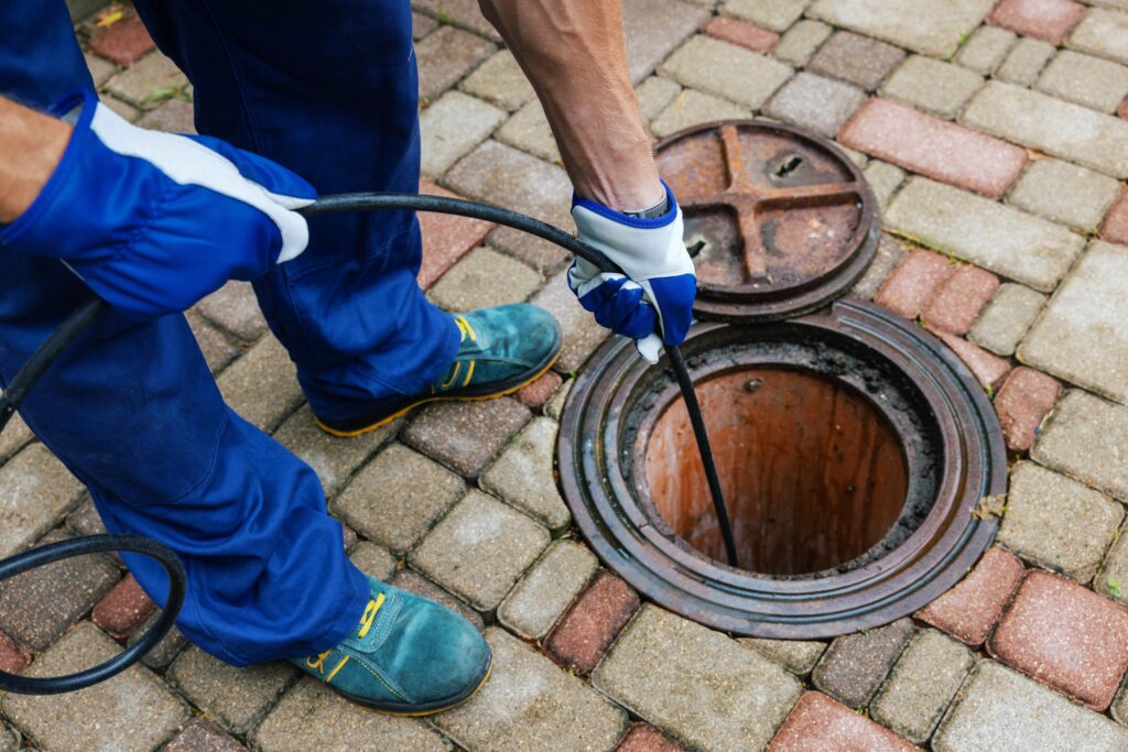Multi-Location Grease Trap Cleaning: What National Brands Should Look for in a Program